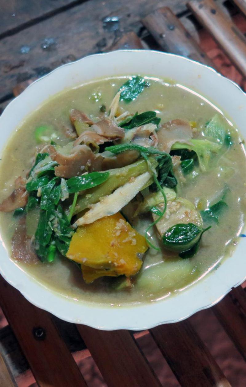 Photo 52 - L’assiette de la soupe « somlâ kâko »